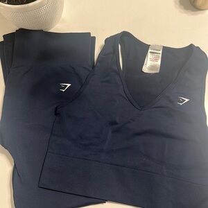 Gym Shark Navy blue set sports bra and leggings size Large in both